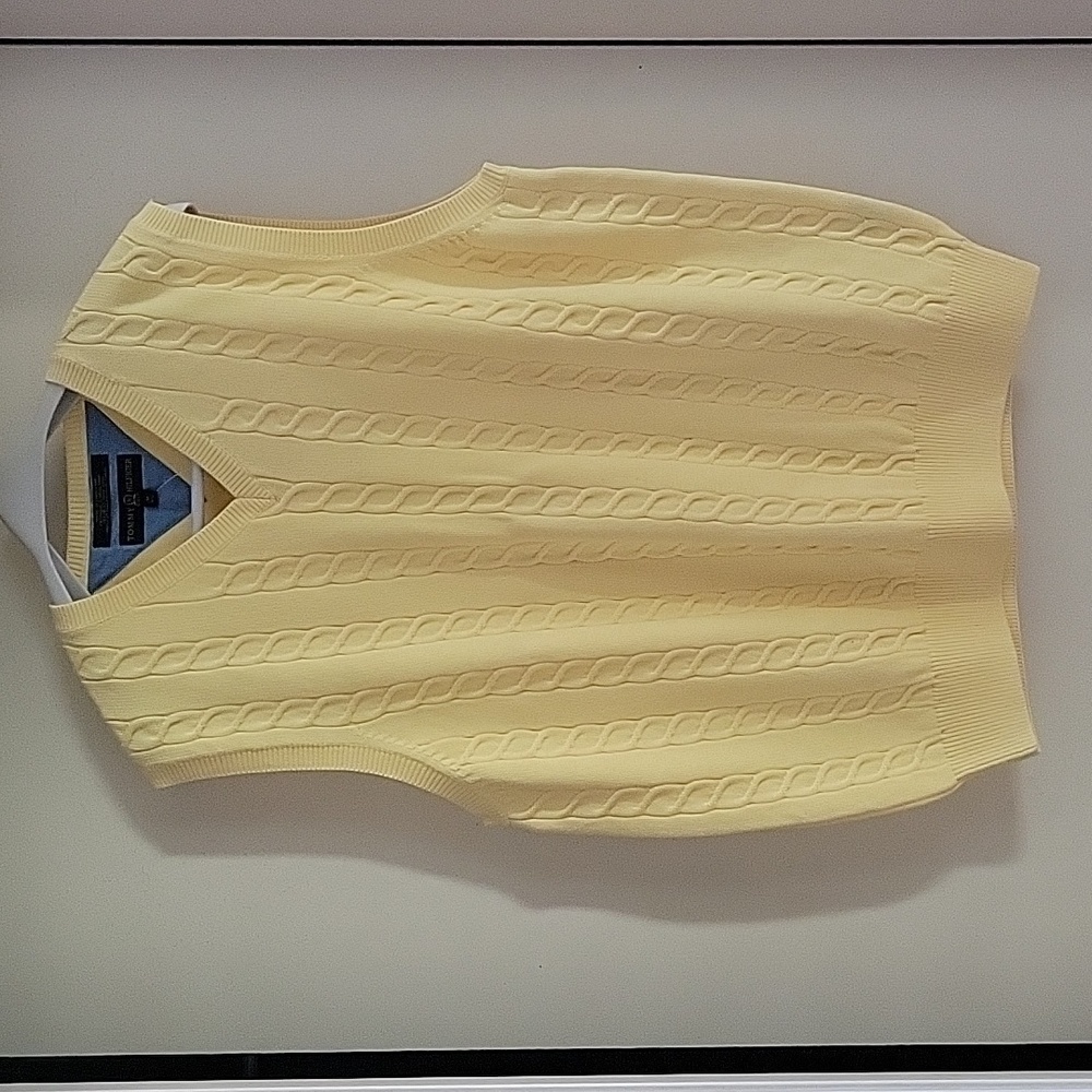 Brand new Tommy Hilfiger golf vest